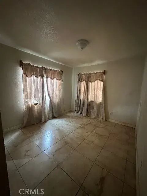 8103 E Holmes Ave. Avenue, Los Angeles, CA 90001 - #3