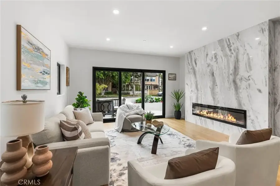 424 20th, Huntington Beach, CA 92648 - #3