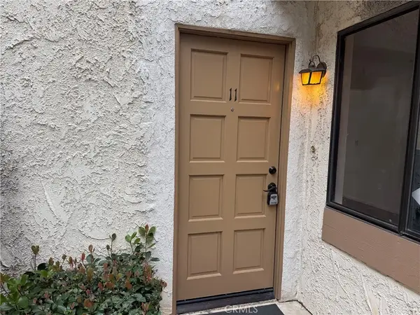 950 W Lambert #11, La Habra, CA 90631