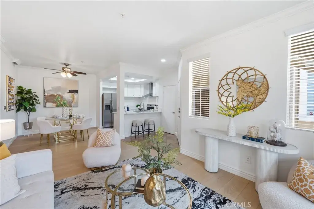 225 Gallery, Tustin, CA 92782 - #1