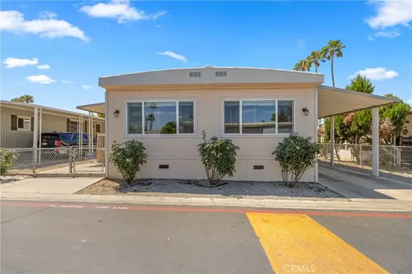 1455 S State #206, Hemet, CA 92543