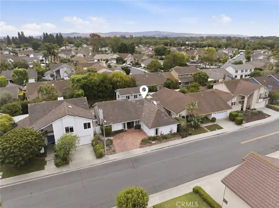 5 Deer Crk, Irvine, CA 92604 - #3