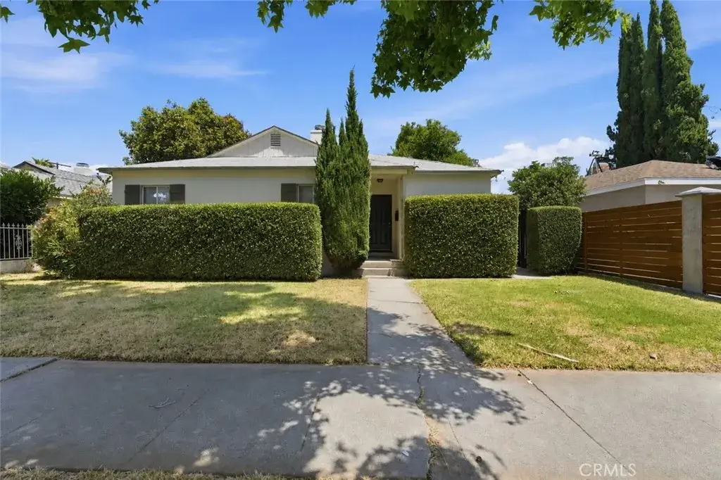 18153 Welby Way, Reseda, CA 91335 - #1