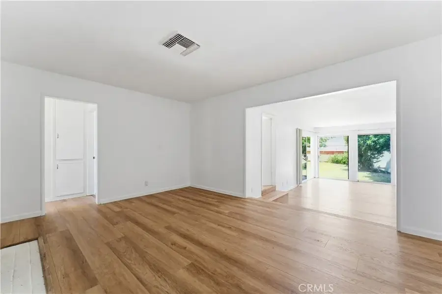 18153 Welby Way, Reseda, CA 91335 - #2