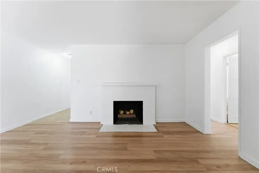 18153 Welby Way, Reseda, CA 91335 - #3