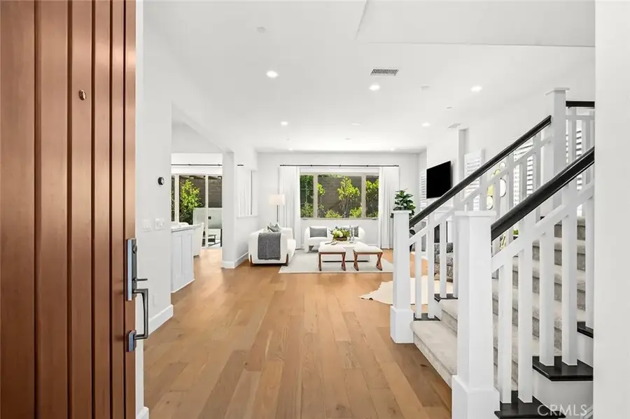 63 Lugano, Irvine, CA 92602 - #2