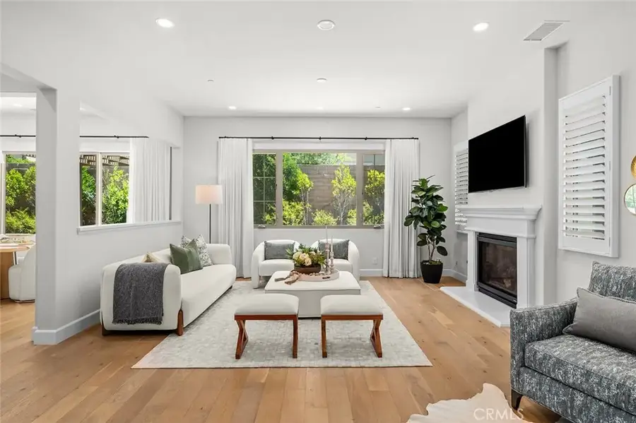 63 Lugano, Irvine, CA 92602 - #3
