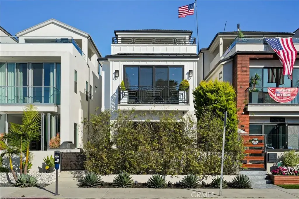 306 3rd Street, Huntington Beach, CA 92648 - #1