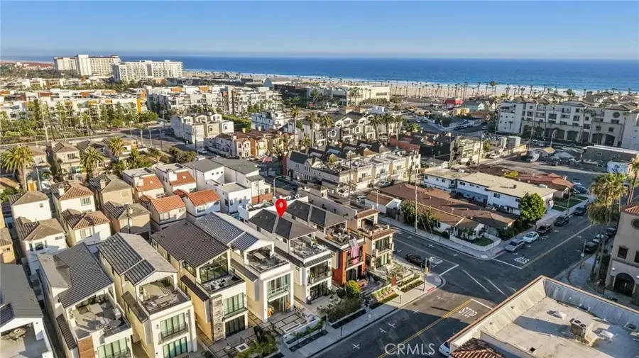 306 3rd Street, Huntington Beach, CA 92648 - #2