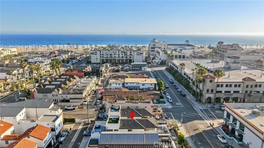 306 3rd Street, Huntington Beach, CA 92648 - #3