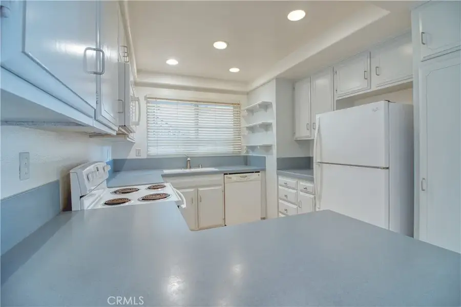 3299 Via Carrizo #B, Laguna Woods, CA 92637 - #3