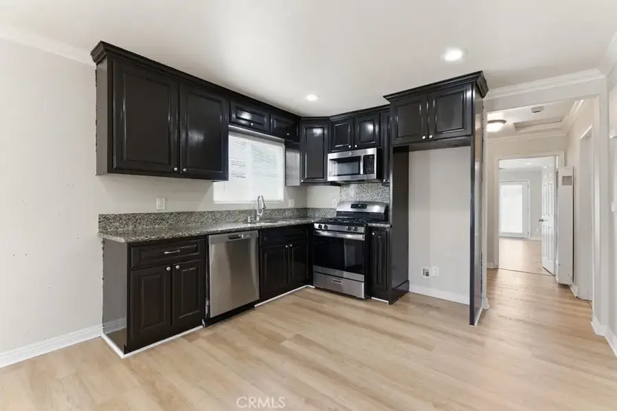 1221 W 73rd Street, Los Angeles, CA 90044 - #2