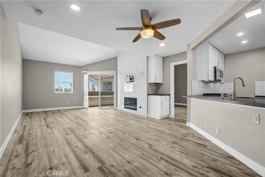 3605 E Anaheim Street #420, Long Beach, CA 90804 - #3