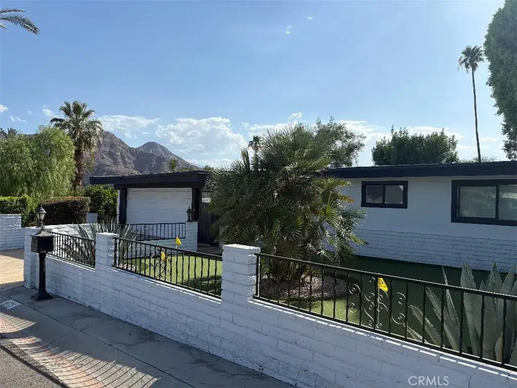 44725 Dakota, Indian Wells, CA 92210 - #1