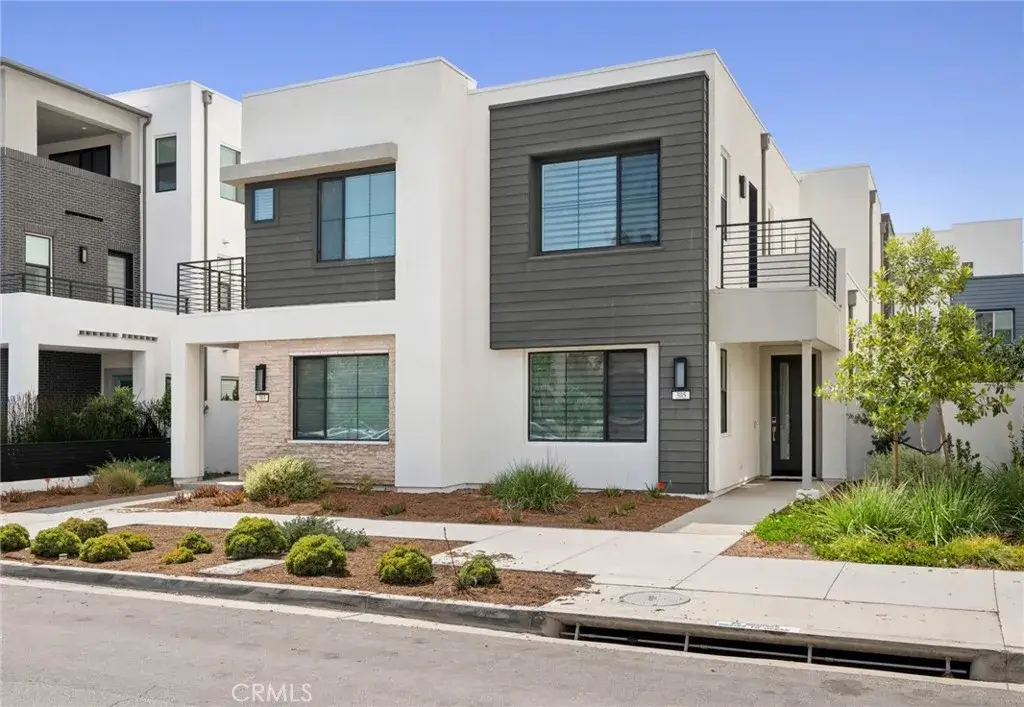 305 Novel, Irvine, CA 92618 - #1