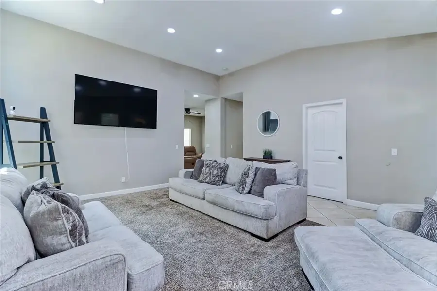 12660 Table Rock, Victorville, CA 92392 - #3