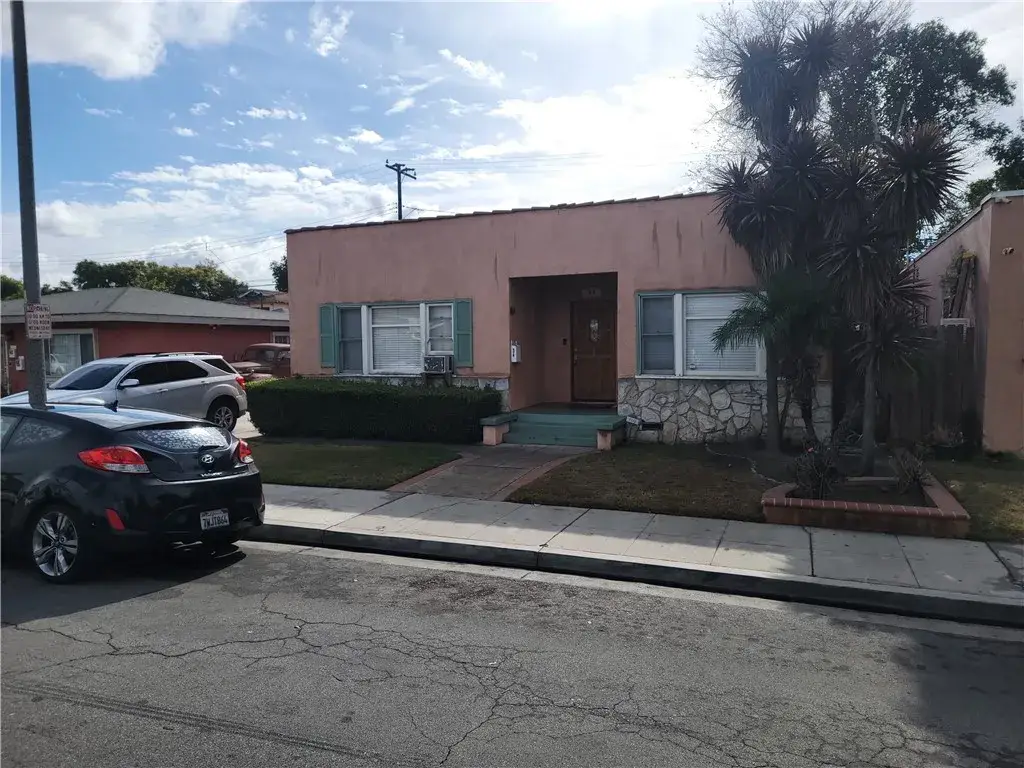 34 E 53rd, Long Beach, CA 90805 - #1