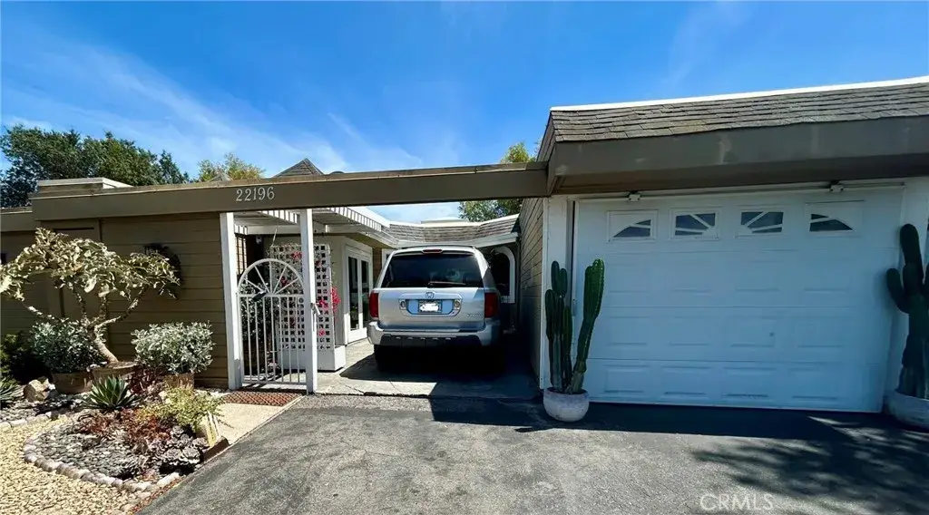 22196 Caminito Zaragoza, Laguna Hills, CA 92653 - #1
