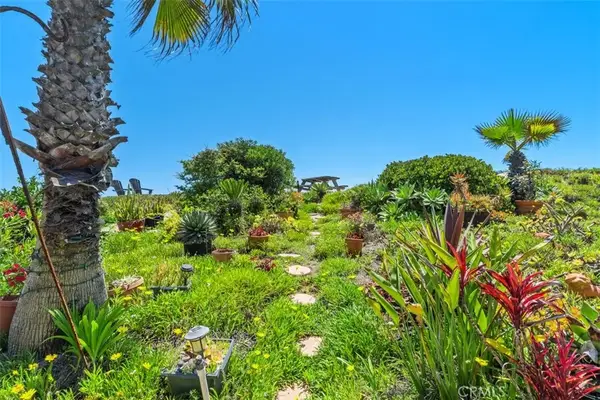17111 S Pacific Avenue, Sunset Beach, CA 90742