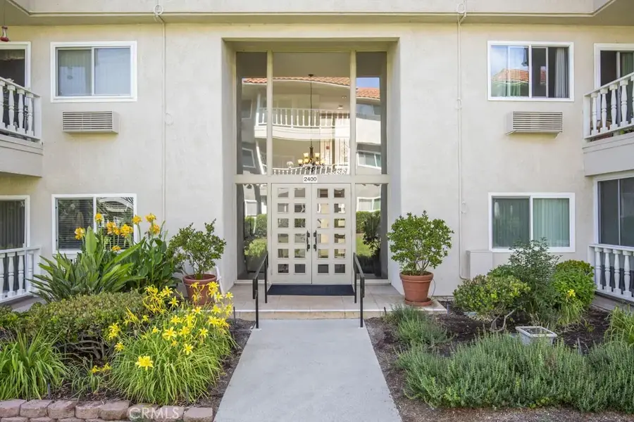 2400 Via Mariposa #1A, Laguna Woods, CA 92637 - #2