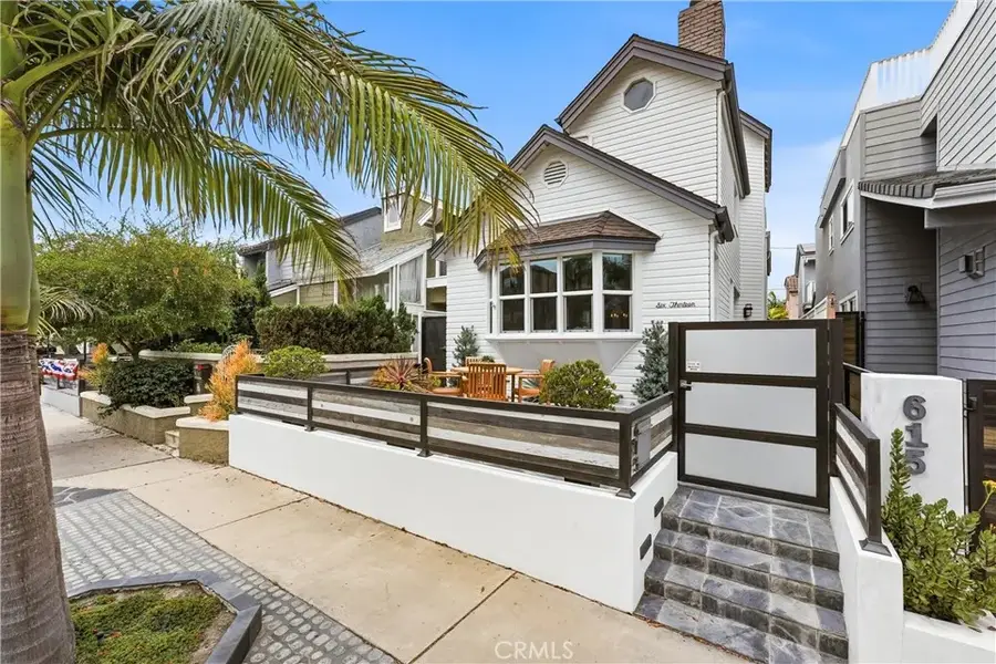 613 9th, Huntington Beach, CA 92648 - #2