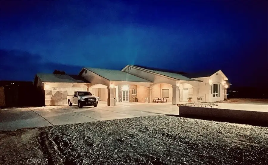 16192 Molino, Victorville, CA 92395 - #2