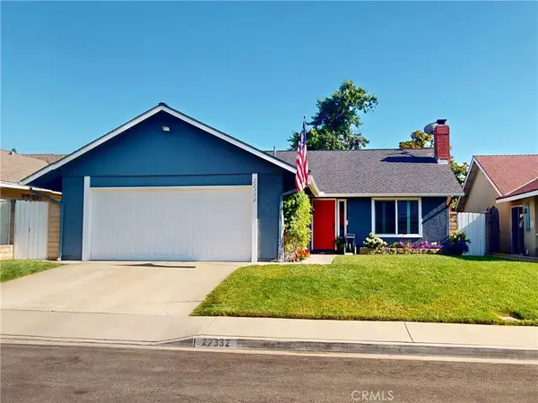22332 Savona, Laguna Hills, CA 92653