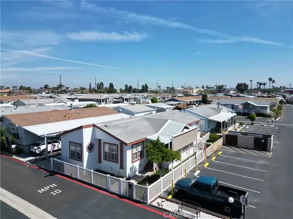 9850 Garfield #8, Huntington Beach, CA 92646