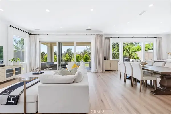 63 Longchamp, Irvine, CA 92602