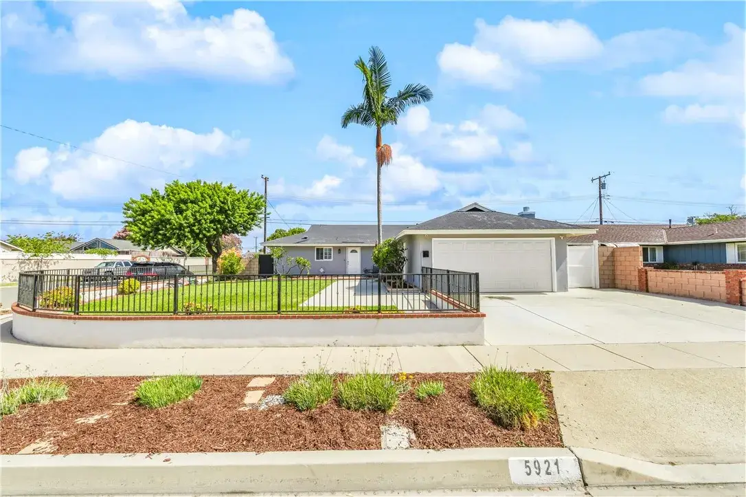 5921 Chinook Drive, Huntington Beach, CA 92647 - #1