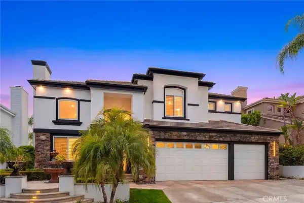 25 Golf View Drive, Rancho Santa Margarita, CA 92679