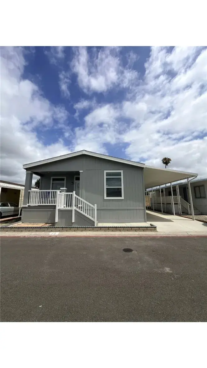 200 W. San Bernardino #75, Rialto, CA 92376 - #1