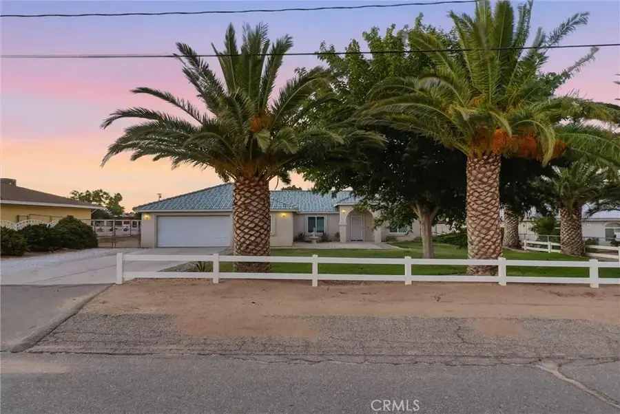 18822 Westlawn Street, Hesperia, CA 92345 - #2