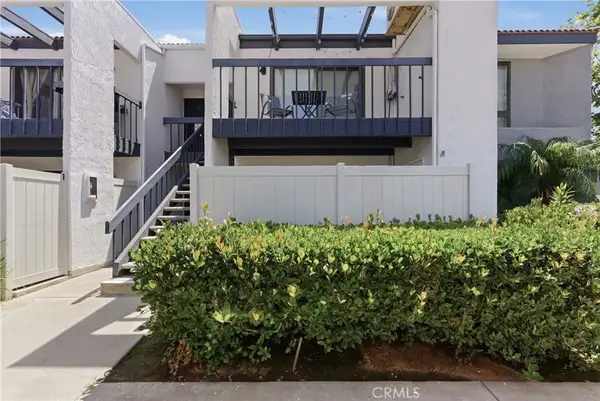 215 Wichita #406, Huntington Beach, CA 92648