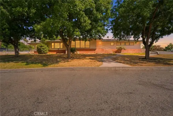 84 S Park St, Porterville, CA 93257