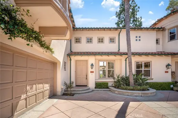2466 Aquasanta, Tustin, CA 92782