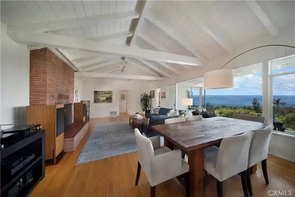 933 Coast View Drive, Laguna Beach, CA 92651