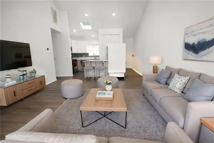 313 E Hyde Park #5, Inglewood, CA 90302 - #2