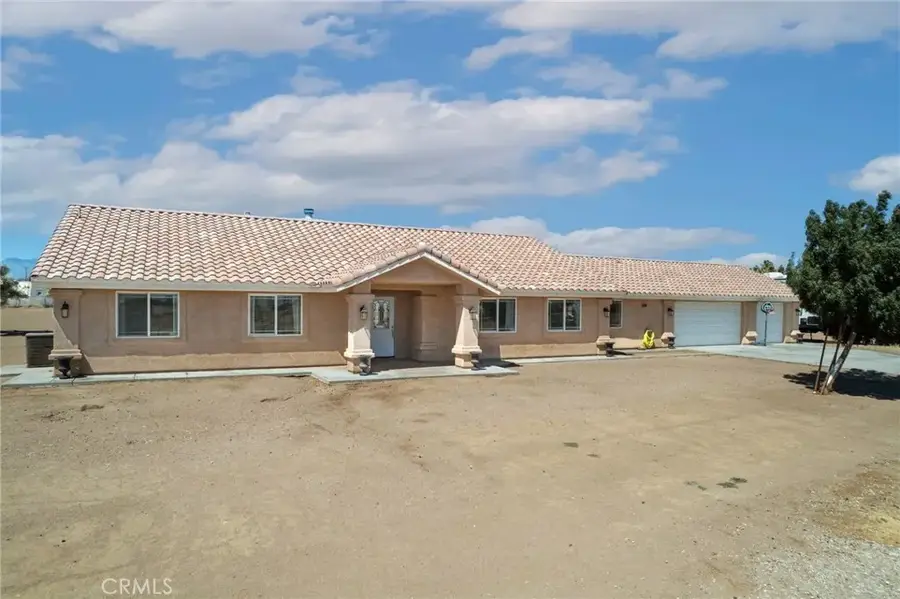 11385 Trinity Road, Oak Hills, CA 92344 - #2