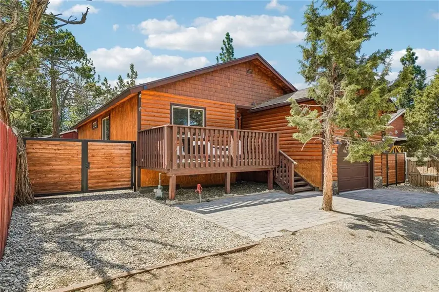 933 Spruce, Big Bear City, CA 92314 - #2