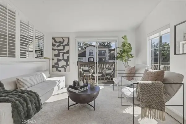 2960 Champion #805, Tustin, CA 92782