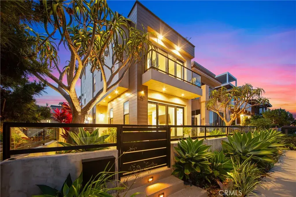 621 Frankfort Avenue, Huntington Beach, CA 92648 - #1