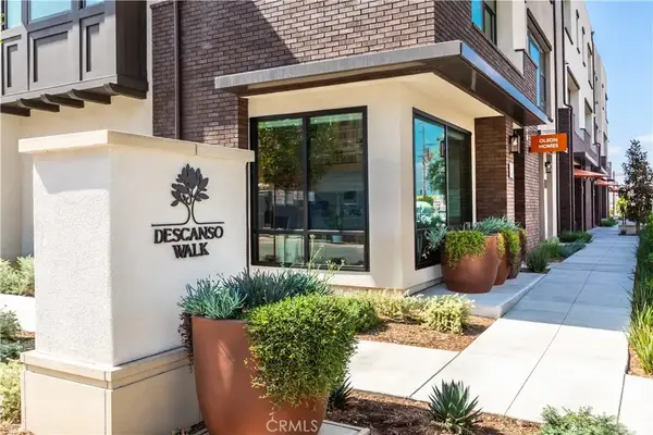 1032 Foothill Boulevard, Claremont, CA 91711