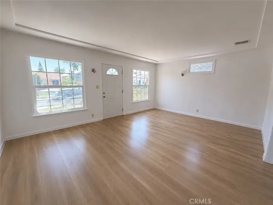 10830 Kalmia Street, Los Angeles, CA 90059 - #2