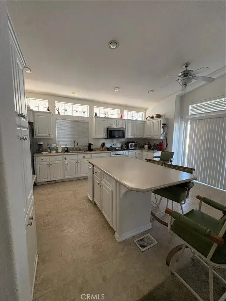 2450 E. Hobson Way #5, Blythe, CA 92225 - #3