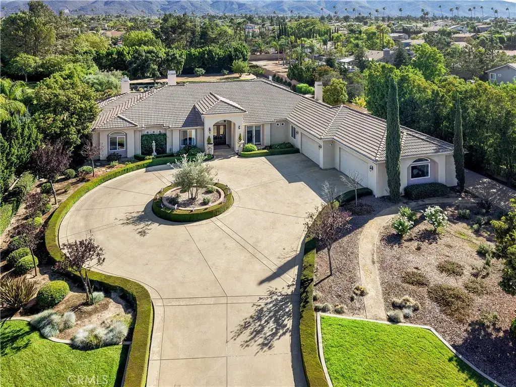 1662 Cherokee Road, Corona, CA 92881 - #1