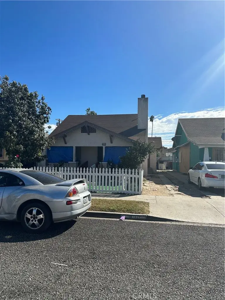 600 W 61st Street, Los Angeles, CA 90044 - #1