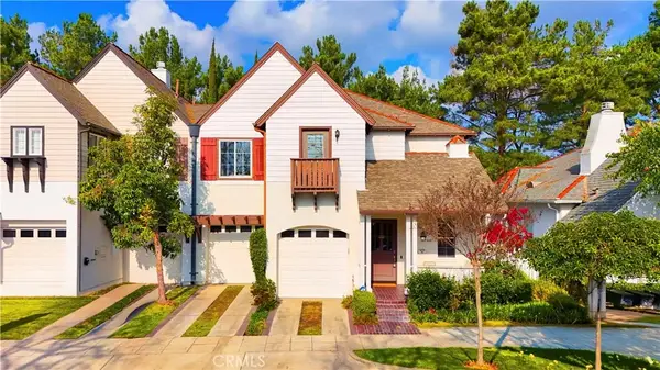 82 Winslow Lane, Irvine, CA 92620