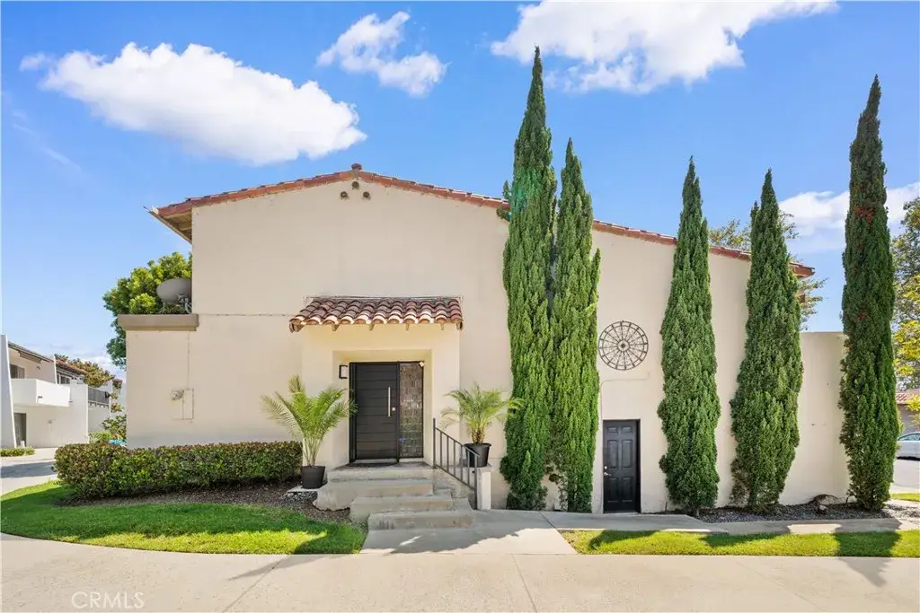 2326 Vista Hogar, Newport Beach, CA 92660 - #1