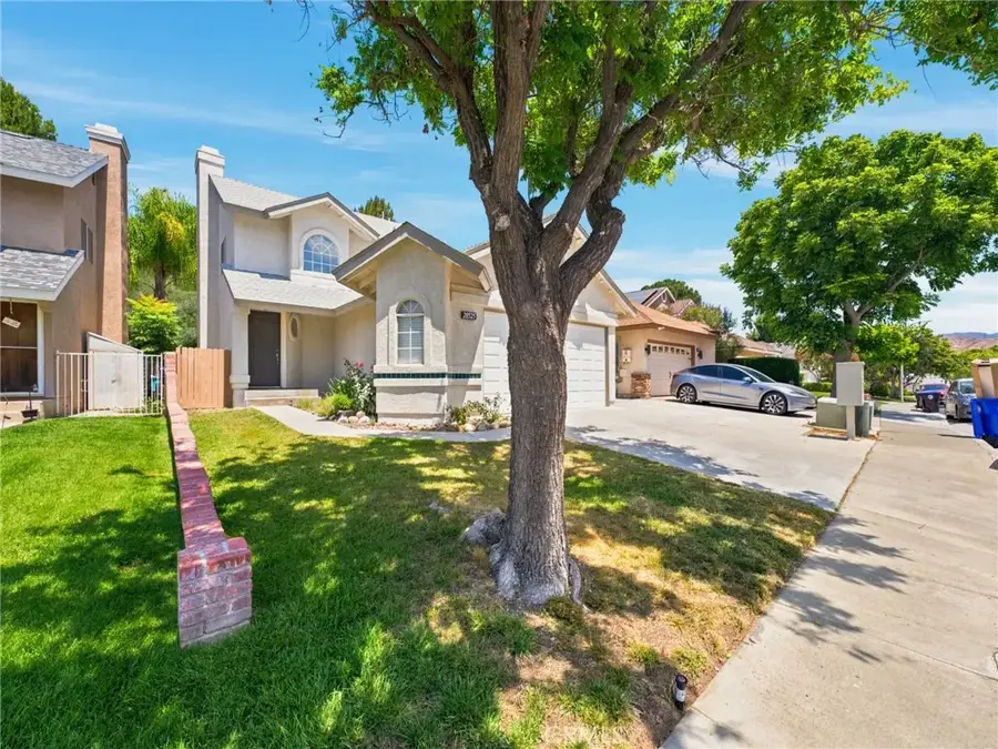 28525 Sugar Pine Way, Saugus, CA 91390 - #3